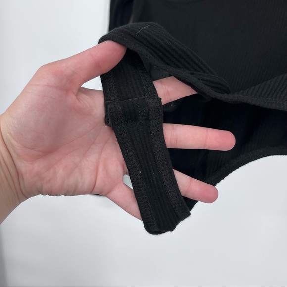 Lulu’s Black Ribbed Keep Your Attention Long Sleeve Sweetheart Bodysuit - Picture 6 of 6
